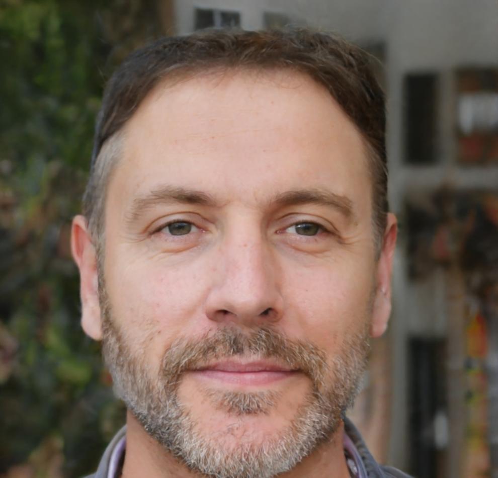 Carlos Mendoza, Director de Finanzas Corporativas